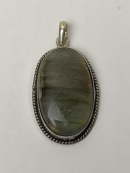 Jewelry - Handmade Artisan Silver Tone Oval Labradorite Pendant in Green-Gray